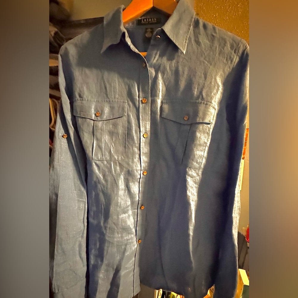 Ralph Lauren Light Blue Button-Up Shirt Sz (M)